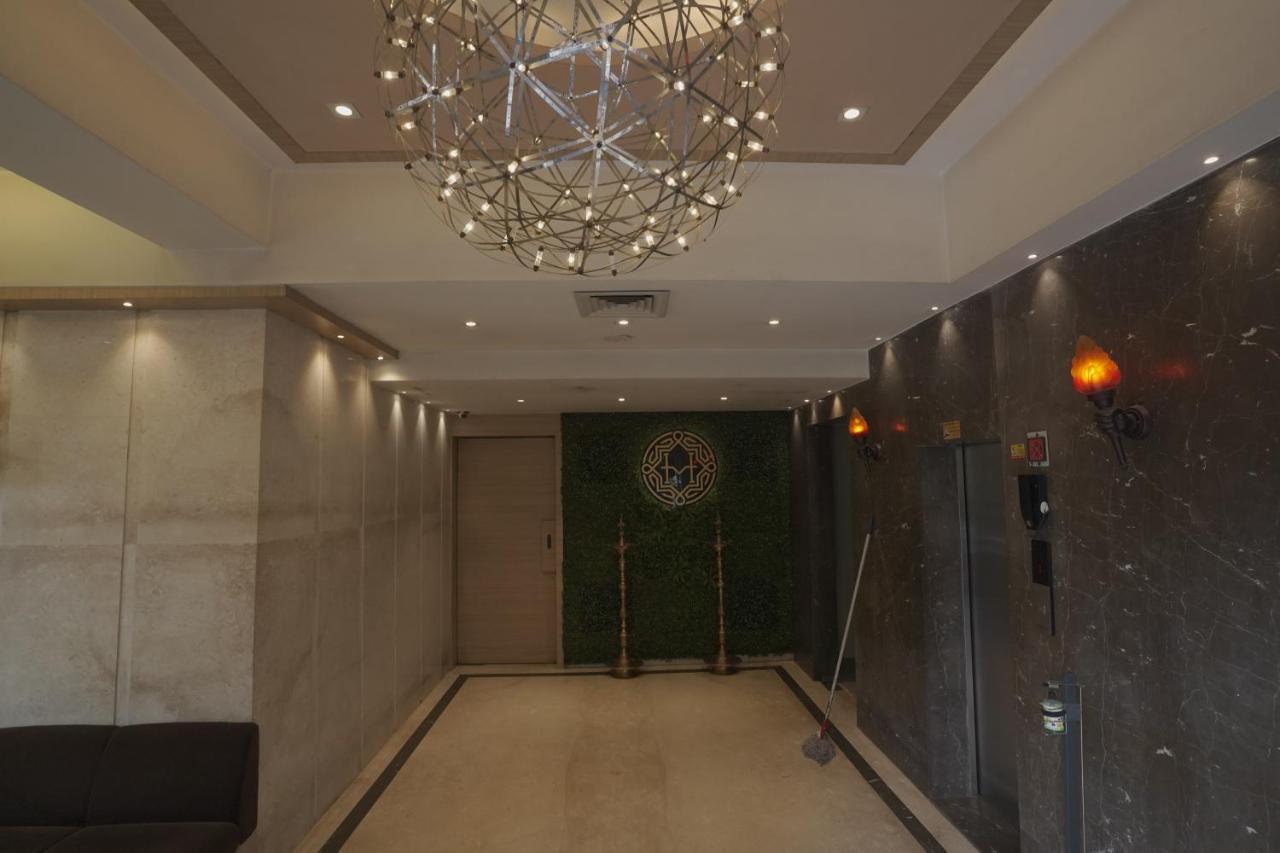 Hotel Mathoshree Thane Exterior photo