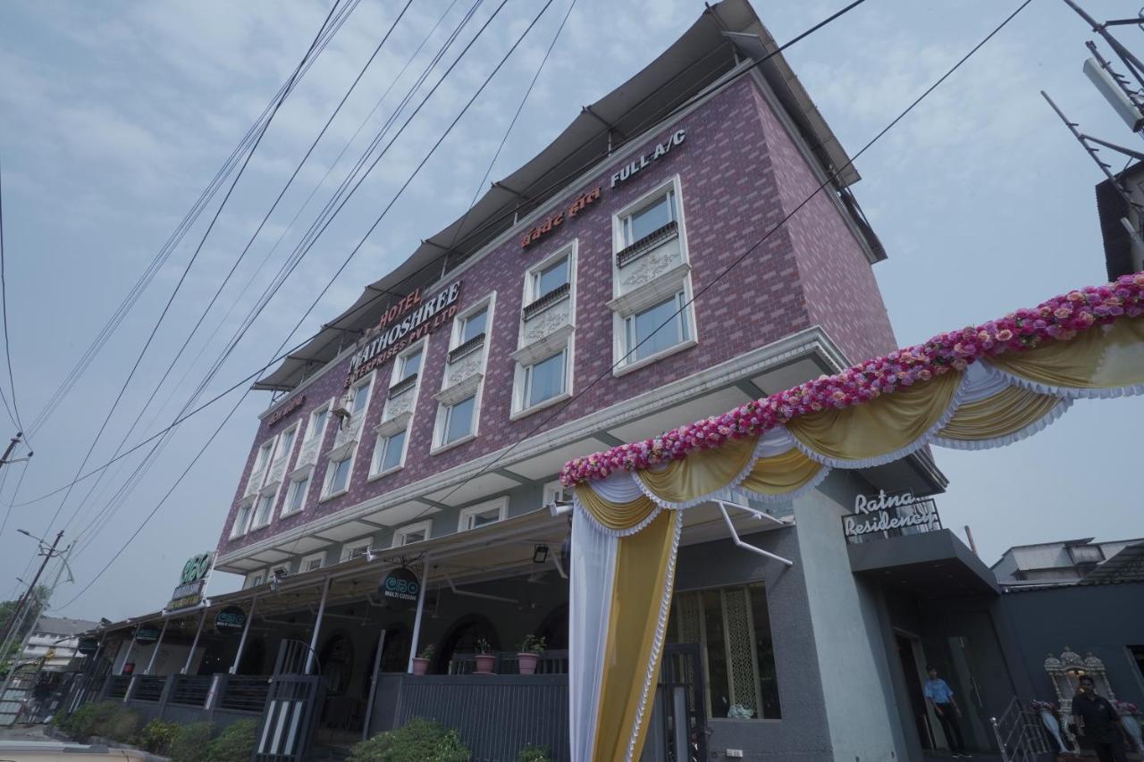 Hotel Mathoshree Thane Exterior photo